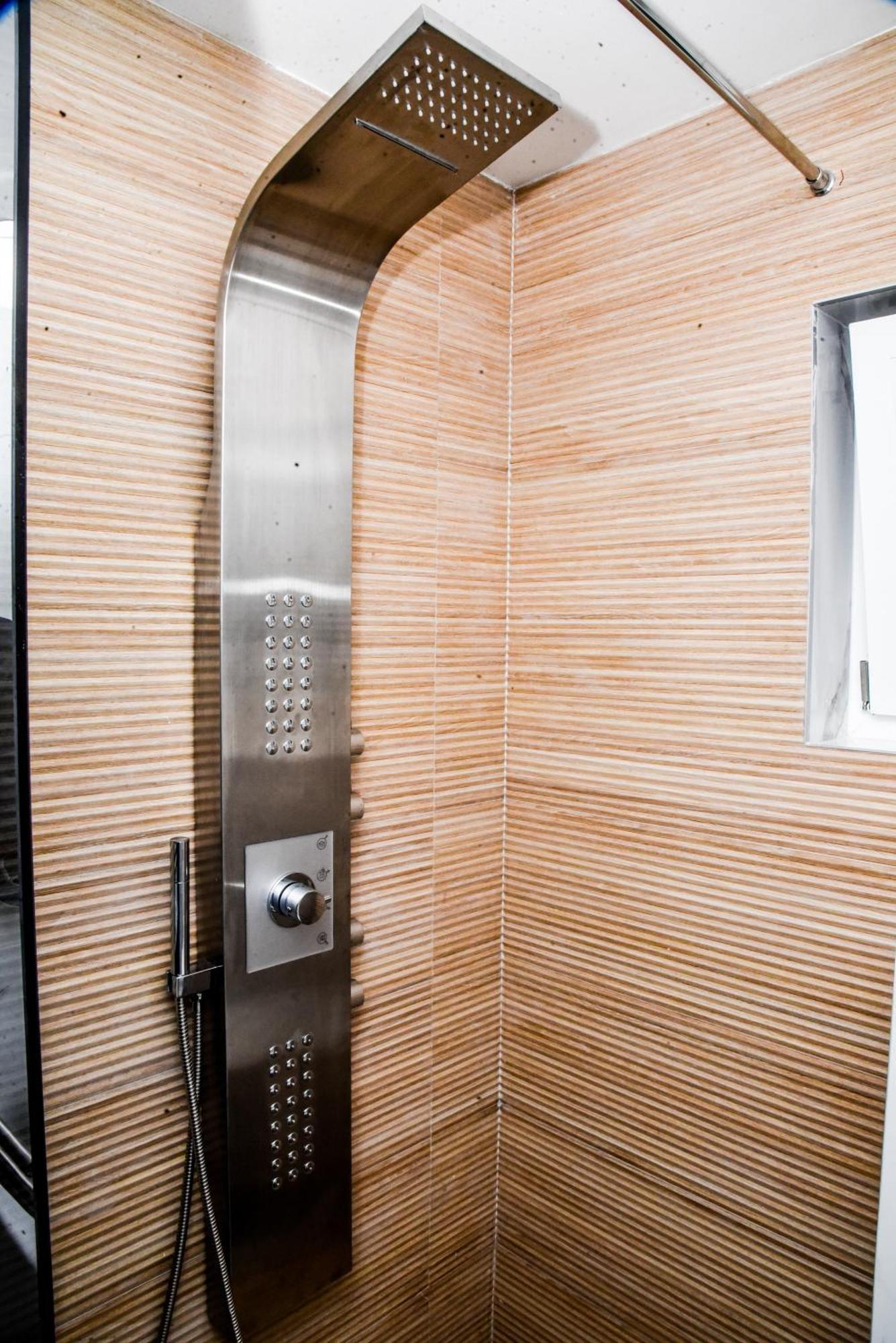 Luxury Villa M&B トゥズラ エクステリア 写真